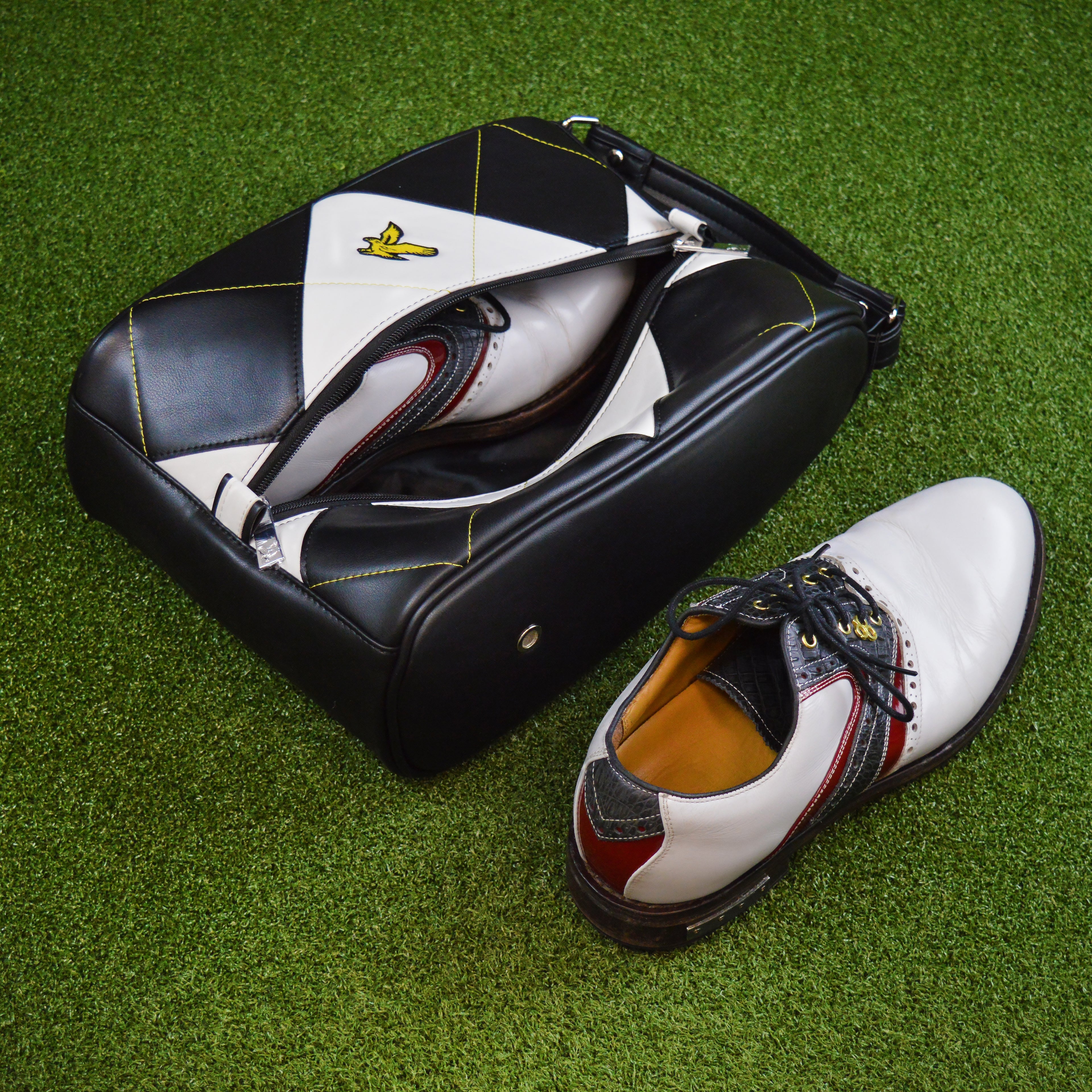 LYLE & SCOTT ARGYLE SHOEBAG